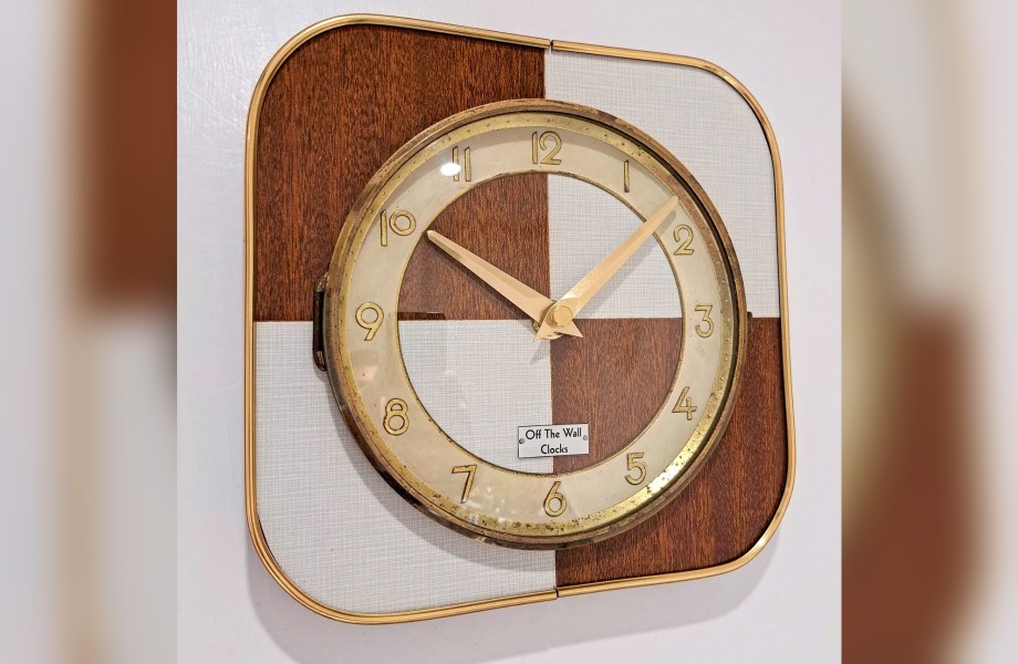 Off The Wall Clocks quarters clock