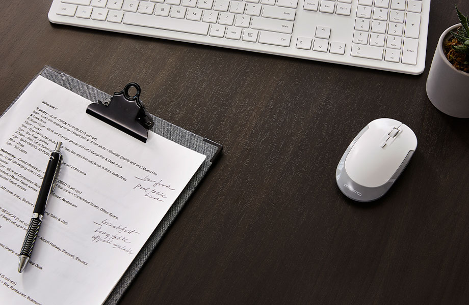 5796-NG Graphite Elm desk with clipboard