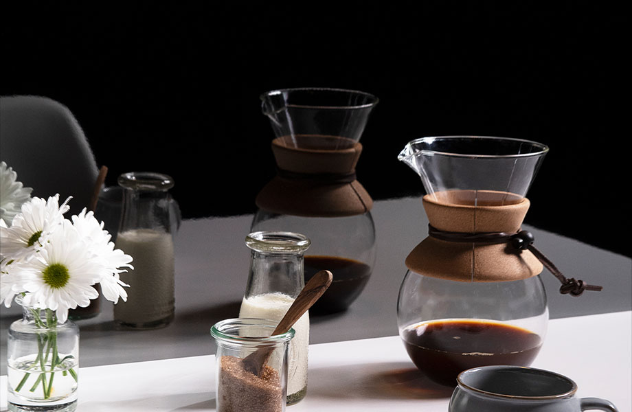 M9425 Polished Smoke interior metal wall panels with café table and coffee