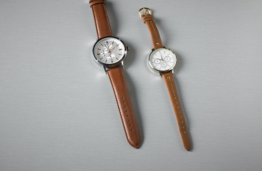 5015-11 Black Painted Marble bar top with M6423 Brushed Brass laminate accent wall, TVs and chairs