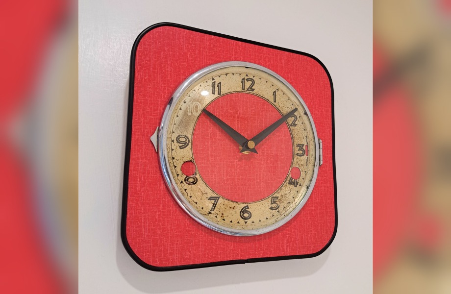 Off The Wall Clocks red clock